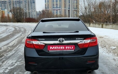 Toyota Camry, 2013 год, 1 680 000 рублей, 5 фотография