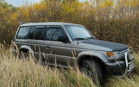 Mitsubishi Pajero III рестайлинг, 1994 год, 685 000 рублей, 2 фотография