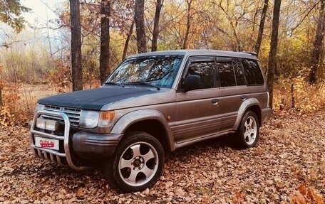 Mitsubishi Pajero III рестайлинг, 1994 год, 685 000 рублей, 4 фотография