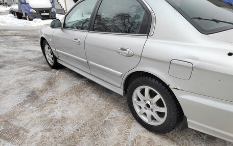 Hyundai Sonata IV рестайлинг, 2004 год, 290 000 рублей, 3 фотография