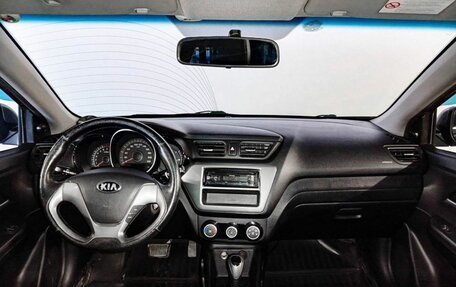 KIA Rio III рестайлинг, 2015 год, 945 000 рублей, 17 фотография