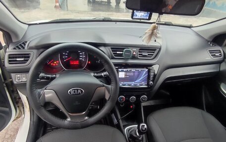 KIA Rio III рестайлинг, 2015 год, 1 500 000 рублей, 10 фотография