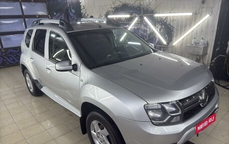 Renault Duster I рестайлинг, 2017 год, 1 120 000 рублей, 2 фотография