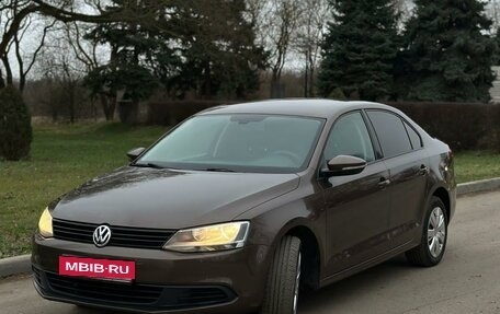 Volkswagen Jetta VI, 2012 год, 1 200 000 рублей, 4 фотография