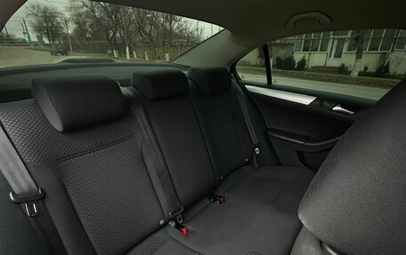 Volkswagen Jetta VI, 2012 год, 1 200 000 рублей, 16 фотография