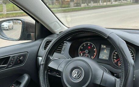 Volkswagen Jetta VI, 2012 год, 1 200 000 рублей, 11 фотография