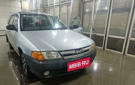 Nissan AD II, 2001 год, 250 000 рублей, 10 фотография