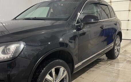 Volkswagen Touareg III, 2012 год, 2 280 000 рублей, 2 фотография