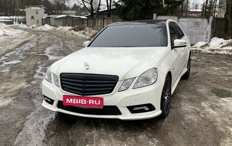 Mercedes-Benz E-Класс, 2011 год, 1 350 000 рублей, 4 фотография