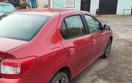 Renault Logan II, 2015 год, 751 000 рублей, 22 фотография