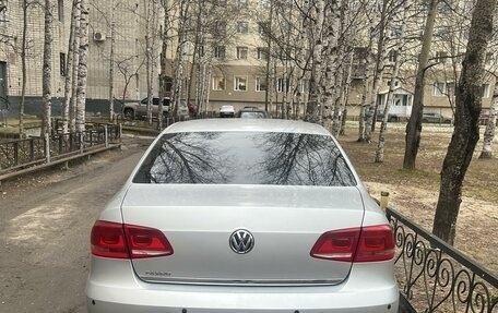 Volkswagen Passat B7, 2011 год, 900 000 рублей, 2 фотография