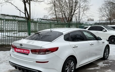 KIA K5 II, 2018 год, 2 115 000 рублей, 4 фотография