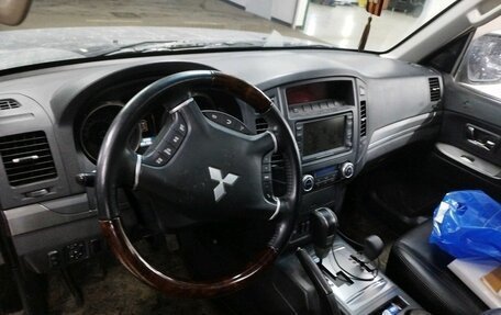 Mitsubishi Pajero IV, 2011 год, 1 697 000 рублей, 8 фотография