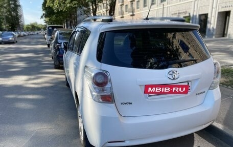 Toyota Verso I, 2011 год, 1 100 000 рублей, 12 фотография