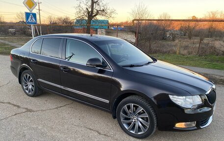 Skoda Superb III рестайлинг, 2013 год, 1 350 000 рублей, 4 фотография