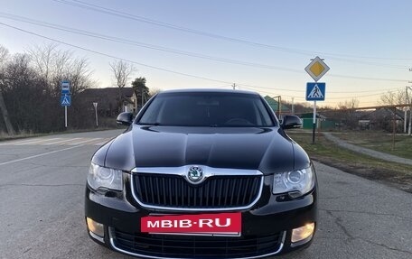 Skoda Superb III рестайлинг, 2013 год, 1 350 000 рублей, 2 фотография