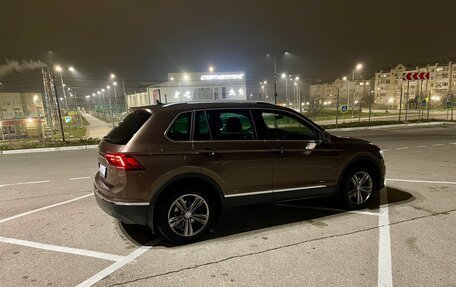 Volkswagen Tiguan II, 2019 год, 2 499 000 рублей, 4 фотография