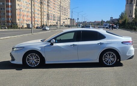 Toyota Camry, 2019 год, 3 670 000 рублей, 3 фотография