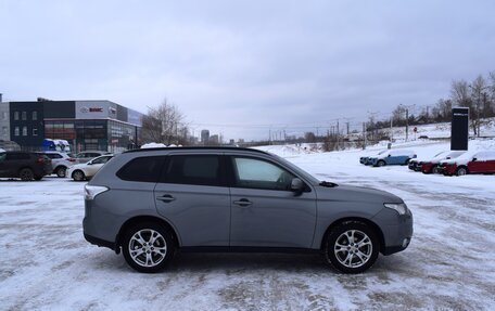 Mitsubishi Outlander III рестайлинг 3, 2012 год, 1 497 000 рублей, 4 фотография