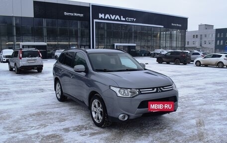 Mitsubishi Outlander III рестайлинг 3, 2012 год, 1 497 000 рублей, 3 фотография