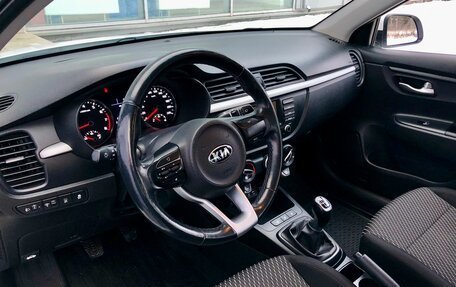 KIA Rio IV, 2018 год, 1 400 000 рублей, 7 фотография