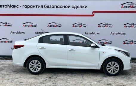 KIA Rio IV, 2018 год, 1 400 000 рублей, 5 фотография