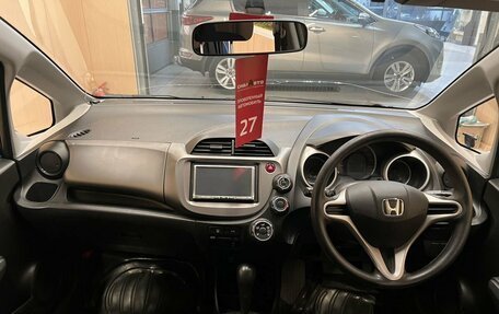 Honda Fit III, 2009 год, 820 000 рублей, 14 фотография