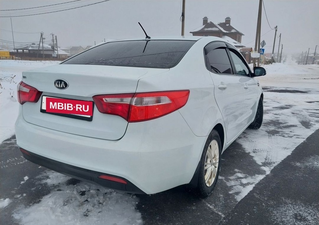 KIA Rio III, 2013 год, 755 000 рублей, 7 фотография