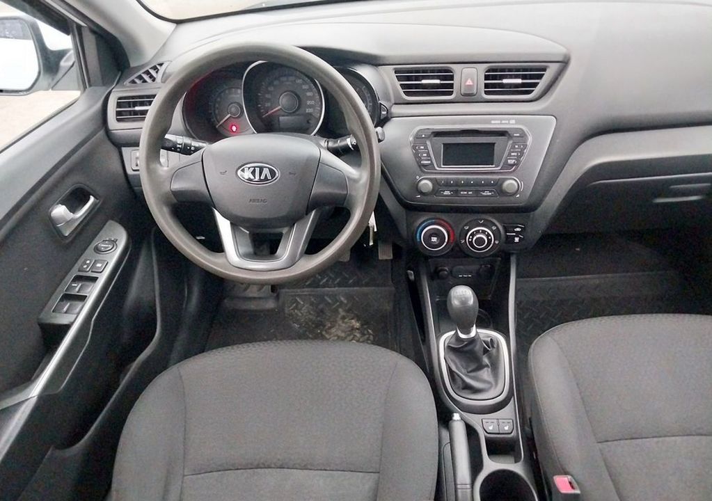 KIA Rio III, 2013 год, 755 000 рублей, 15 фотография