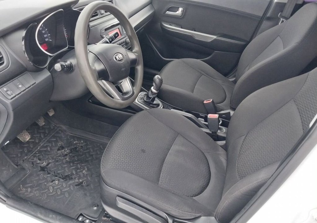 KIA Rio III, 2013 год, 755 000 рублей, 21 фотография
