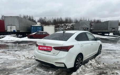 Hyundai Solaris II рестайлинг, 2017 год, 870 000 рублей, 4 фотография