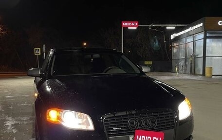 Audi A4, 2003 год, 680 000 рублей, 1 фотография