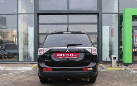 Mitsubishi Outlander III рестайлинг 3, 2012 год, 1 574 000 рублей, 4 фотография