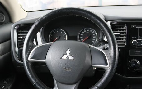 Mitsubishi Outlander III рестайлинг 3, 2012 год, 1 574 000 рублей, 16 фотография