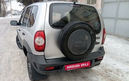 Chevrolet Niva I рестайлинг, 2011 год, 530 000 рублей, 8 фотография