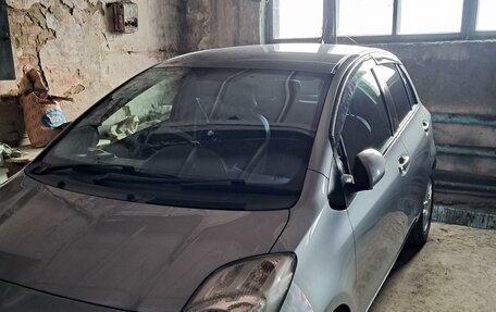 Toyota Vitz, 2008 год, 699 000 рублей, 2 фотография