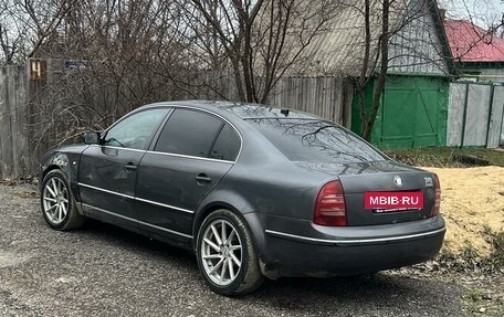 Skoda Superb III рестайлинг, 2004 год, 350 000 рублей, 3 фотография