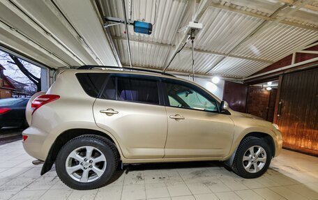 Toyota RAV4, 2011 год, 2 200 000 рублей, 6 фотография