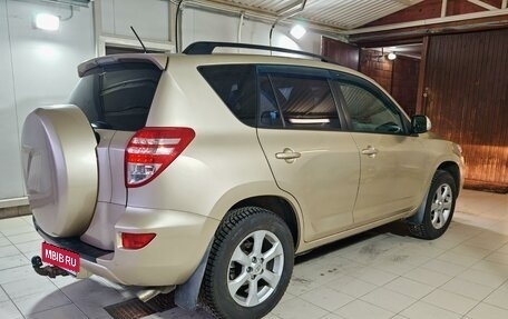 Toyota RAV4, 2011 год, 2 200 000 рублей, 3 фотография