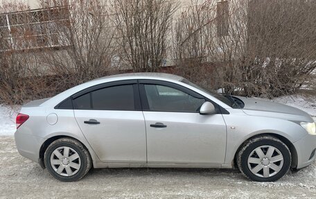 Chevrolet Cruze II, 2010 год, 610 000 рублей, 18 фотография