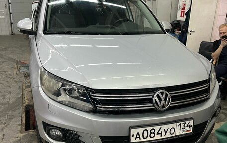 Volkswagen Tiguan I, 2013 год, 1 250 000 рублей, 1 фотография