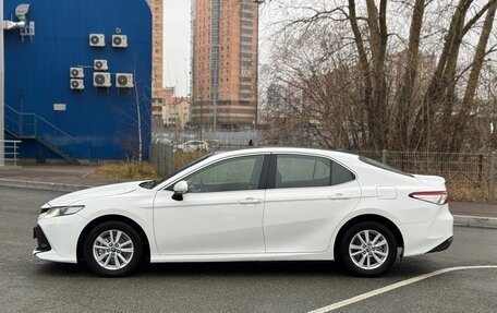 Toyota Camry, 2019 год, 1 850 000 рублей, 2 фотография