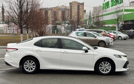 Toyota Camry, 2019 год, 1 850 000 рублей, 6 фотография