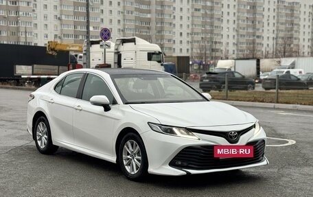 Toyota Camry, 2019 год, 1 850 000 рублей, 7 фотография