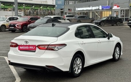 Toyota Camry, 2019 год, 1 850 000 рублей, 5 фотография