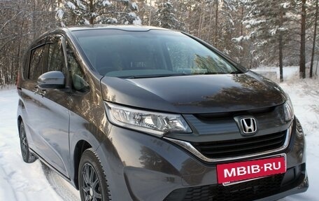 Honda Freed II, 2018 год, 1 720 000 рублей, 22 фотография