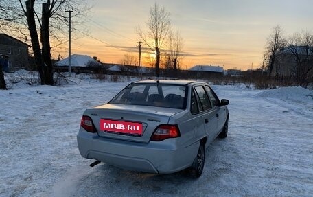 Daewoo Nexia I рестайлинг, 2011 год, 140 000 рублей, 4 фотография