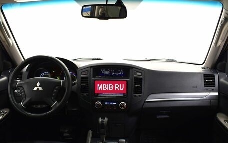 Mitsubishi Pajero IV, 2011 год, 1 630 000 рублей, 5 фотография