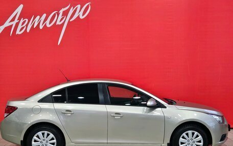 Chevrolet Cruze II, 2011 год, 749 000 рублей, 6 фотография