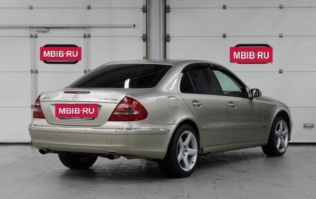 Mercedes-Benz E-Класс, 2004 год, 857 000 рублей, 5 фотография